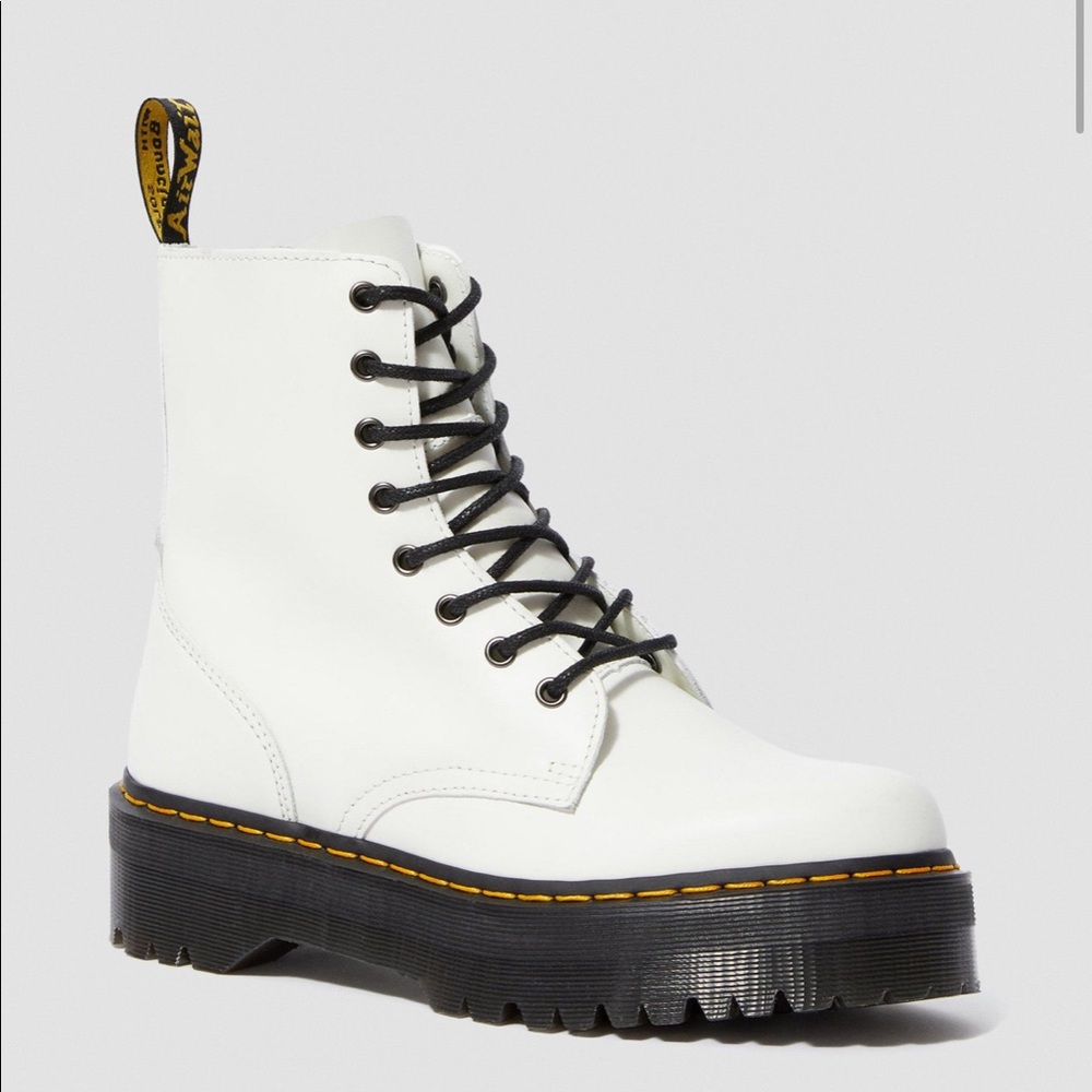 Dr. Marten Jadon Boot White